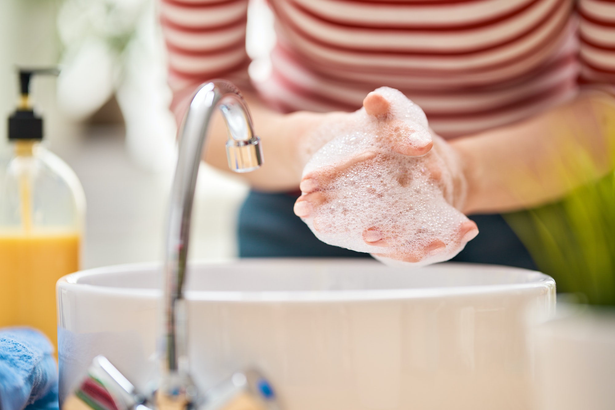 Person is washing hands